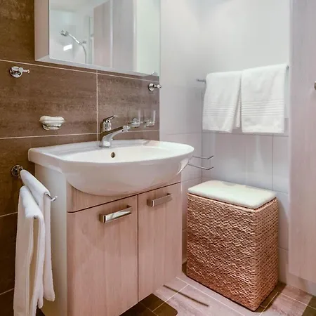 Apartment Casa Florea *